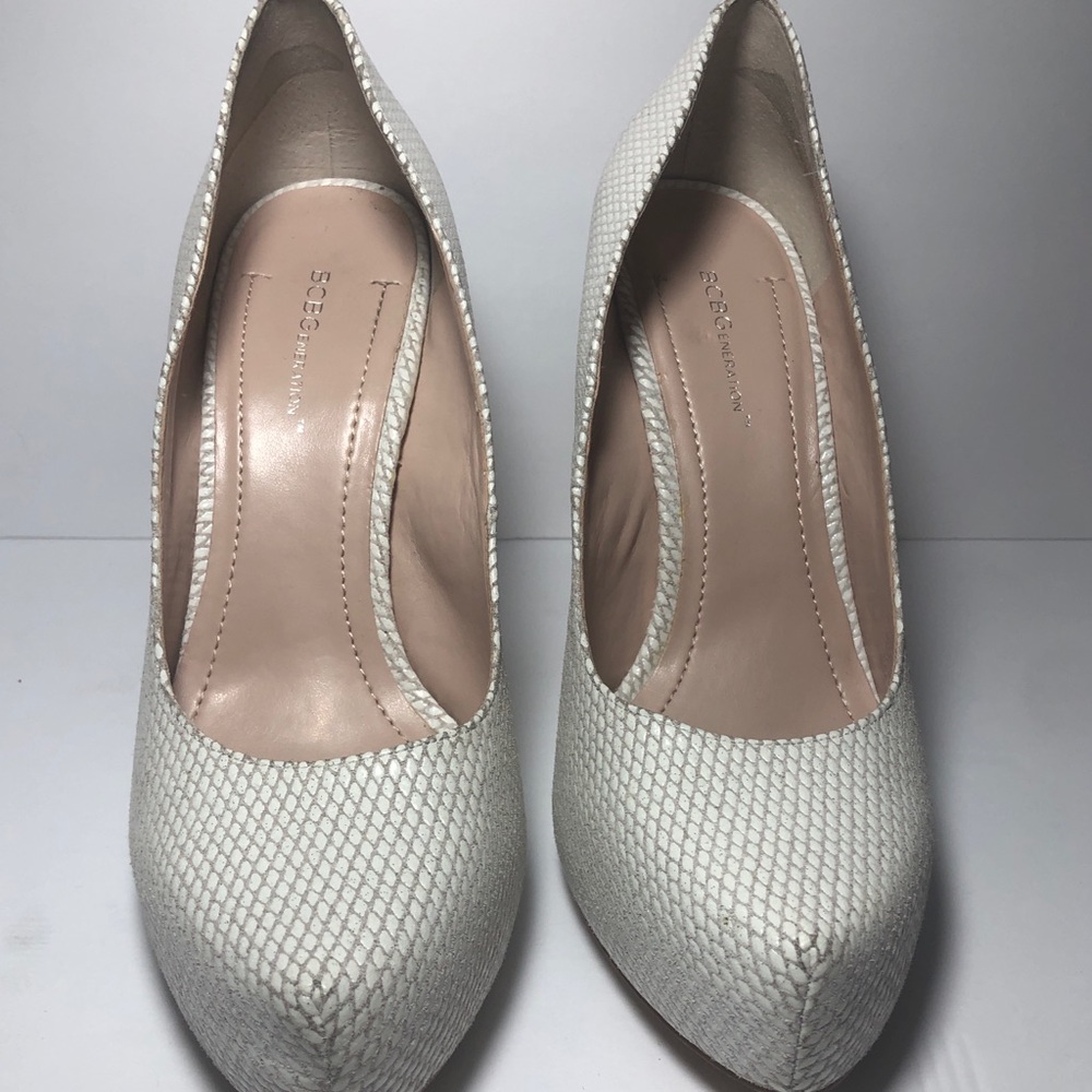 BCBG Size 10 platform heels